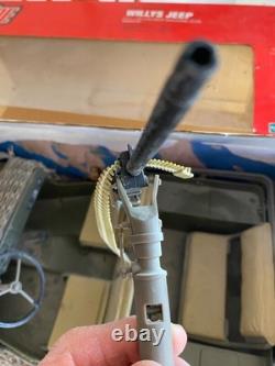 1/6 GI JOE Willys Jeep HASBRO 2001 RARE