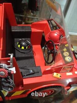 1964 GI JOE // 1960s Palitoy Action Man Fire Tender Vehicle & 40th Firefighters