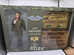 1998 GI Joe Timeless Collection US Infantry Action Soldier Footlocker Series SIB