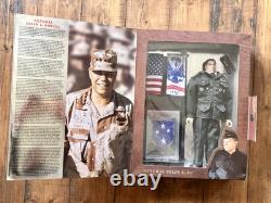 1998 Hasbro G. I. Joe General Colin L. Powell Classic Collection Action Figure