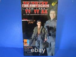 Dragon Models 1/6 Wwii Private Joe Cyber Hobby U. S. Paratrooper Action Figure
