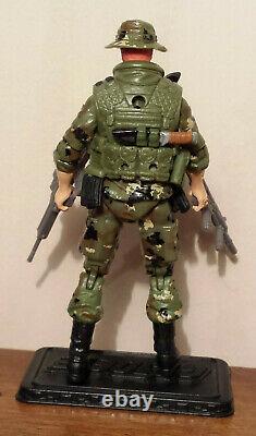 G. I Joe Club Mission Brazil II Wet Suit v12 complete w filecard GI 2011 V. RARE