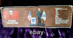 GI JOE General COLIN L. POWELL Historic Commanders Edition Action Figure