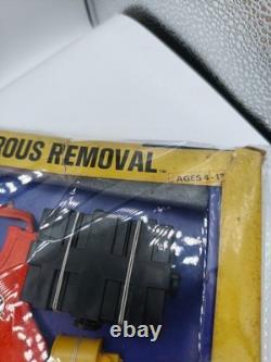 GI Joe Adventure Team Dangerous Removal Set Demolition Vintage 1973 Figure