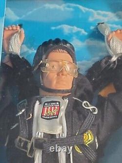 GI Joe Army Golden Knight US Army Parachute Team Figure