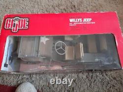 GI Joe Classic Collection Willys Jeep with 30. Caliber Hasbro 2001 81686 NRFB