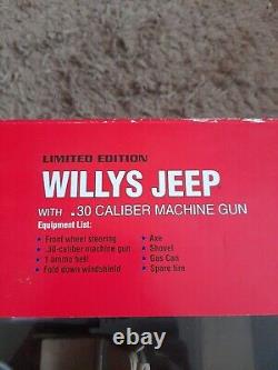 GI Joe Classic Collection Willys Jeep with 30. Caliber Hasbro 2001 81686 NRFB