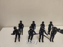 GI Joe Cobra Army 10 x Officers, 8 x Crimson Guard, 4 x Viper Commander Stinger