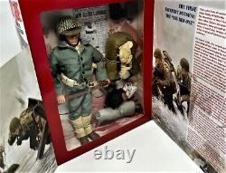 GI Joe D-Day Salute 12 Action Figure Limited Edition 1997 Kenner 81396