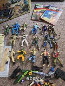 Gi Joe / Action Force bundle with suitcase x16 and extras