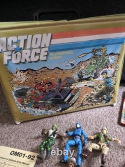 Gi Joe / Action Force bundle with suitcase x16 and extras