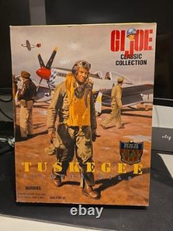 Gi Joe Classic Collection Tuskegee Fighter Pilot 12 Seal In Box Collectors Rare