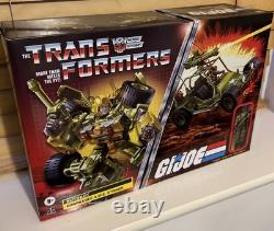 Hasbro Transformers GI Joe Mash-Up Bumblebee AWE Striker with Stalker Figure