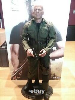 Hot Toys Joe Colton G. I. Joe Bruce Willis 1/6 Scale Figure MMS206