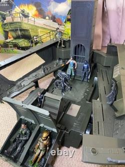 Open Box G. I. Joe The Rise Of Cobra Pit Mobile Headquarters vintage kenner