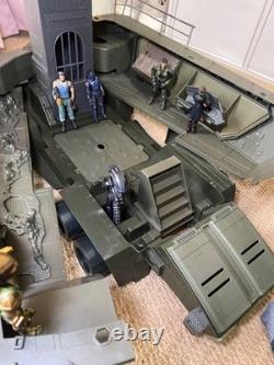 Open Box G. I. Joe The Rise Of Cobra Pit Mobile Headquarters vintage kenner