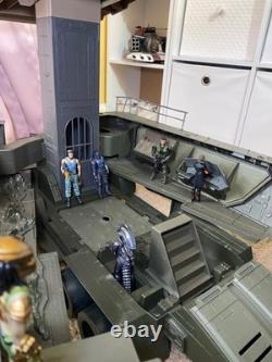 Open Box G. I. Joe The Rise Of Cobra Pit Mobile Headquarters vintage kenner