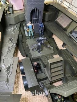 Open Box G. I. Joe The Rise Of Cobra Pit Mobile Headquarters vintage kenner