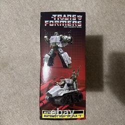 Transformers Collaborative G. I. Joe x Transformers Autobot Kup Triple T