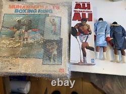 Vintage 1970 very rare muhammad ali figure, joe frazer and boxing ring