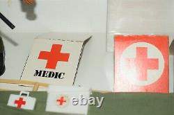 Vintage Action Man medic gripping hands eagle eyes gi joe geyperman boxed mint