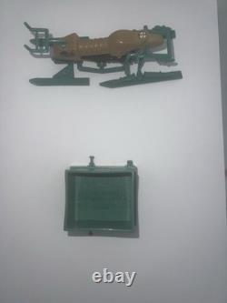 Vintage G. I. Joe Zartan 1984 V1 with Chameleon Swamp Skier Vehicle, file card