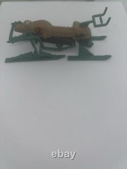 Vintage G. I. Joe Zartan 1984 V1 with Chameleon Swamp Skier Vehicle, file card