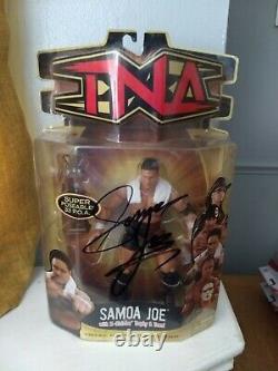 Wwe Aew Roh Samoa Joe Signed Wrestling Action Figure Unopened Box